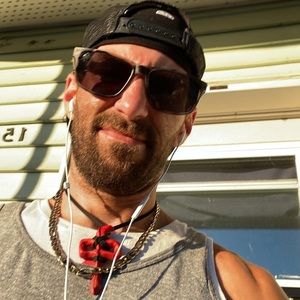 Meet your Posher, Eric